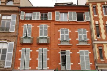 PHARMACIE 31 - LT312734